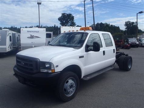 2003 Ford F 450 Xl Sd Crew Cab 2wd Dually Cab And Chassis Outside