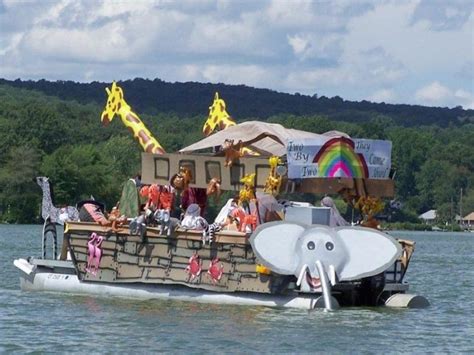 30 Pontoon Decoration And Party Ideas For A Boat Parade Pontoon Boat Party Boat Parade Boat Decor