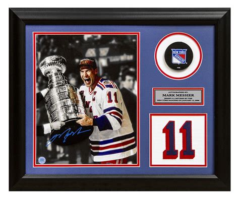 mark messier new york rangers autographed signed retired jersey number 19x23 frame
