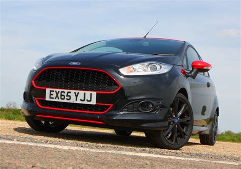 Ford Fiesta 10 Ecoboost 140ps St Line Black Edition 2016 Review
