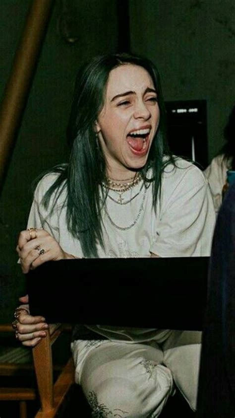 These photos of billie eilish smiling will make your day a lot brighter. billie eilish smiling - Google Search in 2020 | Billie ...