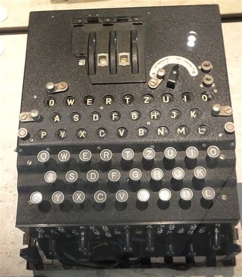 Asisbiz Enigma Encryption Machine 1940 Wiki 01