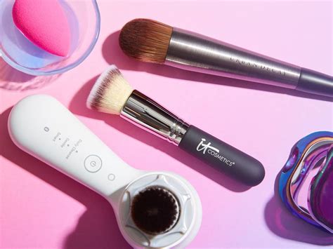 The Best Tool For Applying Different Types Of Foundation