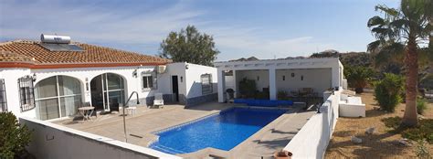 Villa piscine privée chambres garage Villas à louer à Almería Andalousie Espagne Airbnb