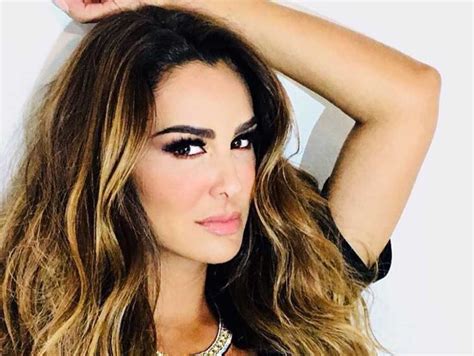 The singer came from a controversy with her former partner, giovanni medina, of whom the problem with his son is remembered, to see himself again in the eye of the hurricane with his current marriage next to larry ramos. Ninel Conde casi muere en un avión - nuevolaredo.tv