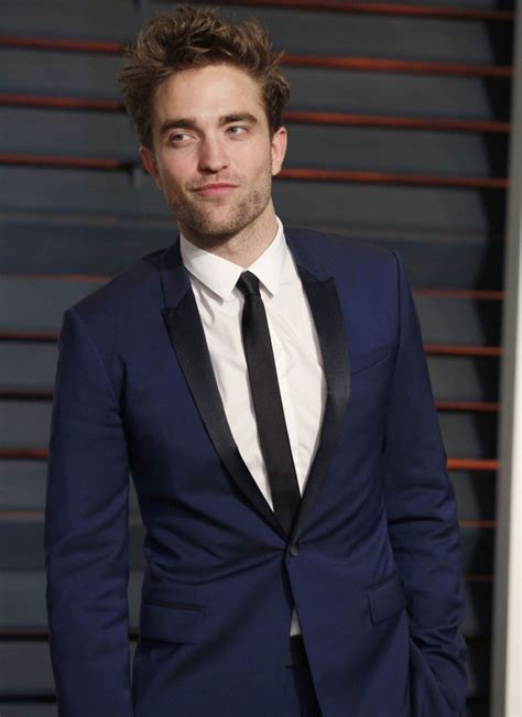 Style Watch 5 Times Robert Pattinson Wore A Colorful Suit Robert Pattinson Robert Douglas
