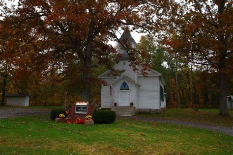 Fall Scenery Country Church Structures Free Nature Pictures By