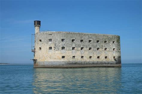 Fort Boyard Lhistoire Fascinante De Ce Fort Inutile Francesoir