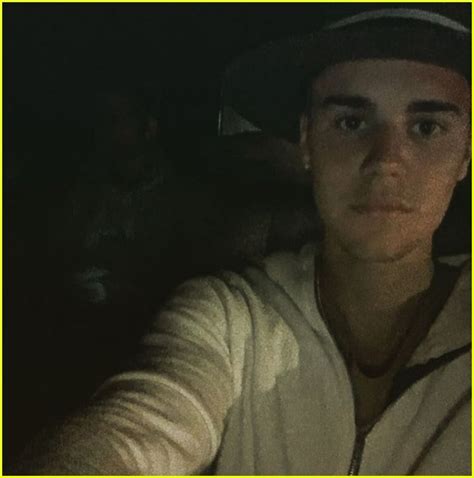 Justin Bieber Holds His Crotch Wears Just His Underwear In New Shirtless Selfie Photo 3668202