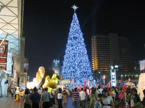 Jul 26, 2021 · sunrise, sunset, day length and solar time for bangkok. Christmas Time in Bangkok Thailand - Central World | James ...