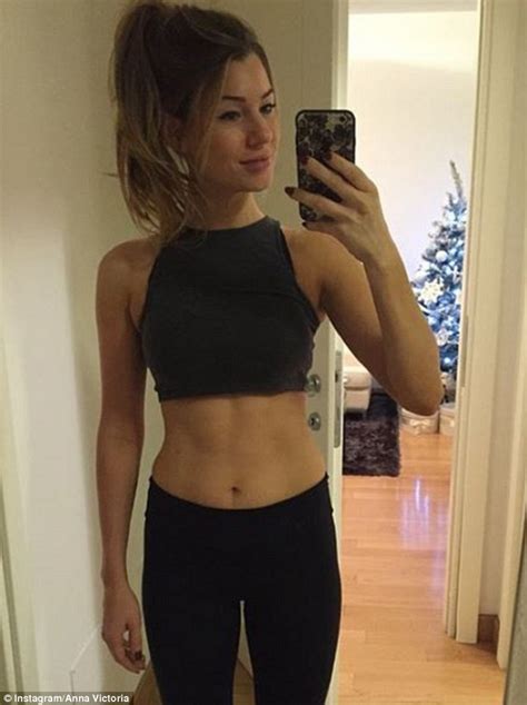 instagram fitness star anna victoria shares picture of her stomach