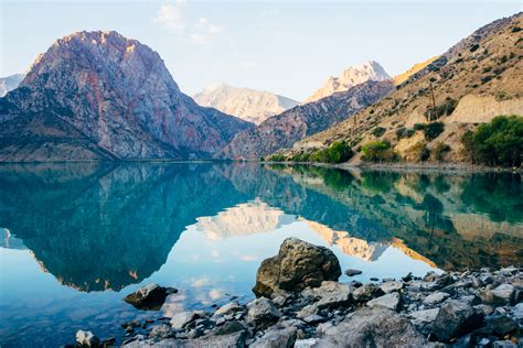 The pamir mountains are a mountain range in central asia formed by the junction of the himalayas with tian shan, karakoram, kunlun, and hindu kush ranges. The majestic and beautiful lake of the Pamir mountains ...