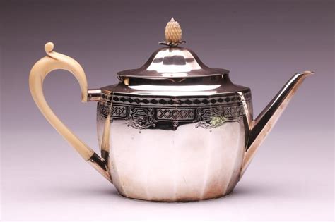 Hallmarked Sterling Silver Teapot With Ivory Handle London 1926 Tea