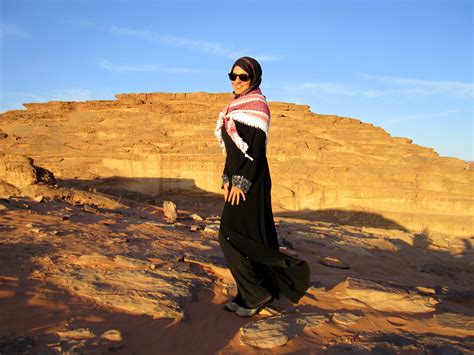 What Should Women Wear In Jordan Adventurous Kate
