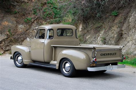 Eric Gonsalves 1951 Chevrolet 3100 Was Built Quick And Cheap Hot