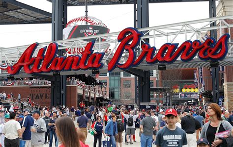 Updated 2019 Guide To Suntrust Park And The Battery Home Of The