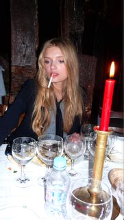 We are the people that rule the world: Models Smoking