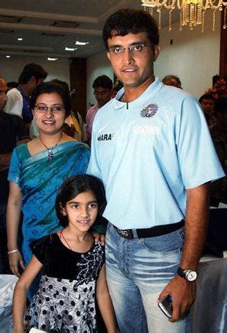 She is the daughter of our very own dada or sourav. VENUREDDYB4U: Sourav Ganguly - Family Photos...