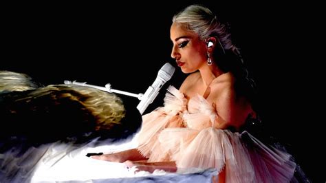 Grammys 2018 Watch Lady Gaga Perform “joanne” And “million Reasons” Pitchfork