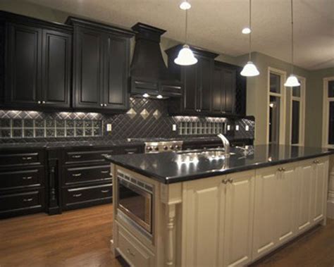 If you live in a loft or studio, black kitchen cabinets are a great way to make your space feel somewhat separate from the rest of your abode. Finest Design Black Kitchen Cabinets Wallpapers | New ...