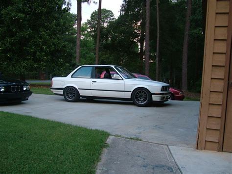 Modifications to the cars included clarkson's car (the only fitted with an automatic gearbox) having a large paving slab in the boot to improve handling, and hammond's car (which handled the worst) having aftermarket wheels and lowered suspension. Vogtland 951018 German Lowering springs 87-91 BMW E30 325e 325i 325is 1.6" Drop - Lower Kits & Parts