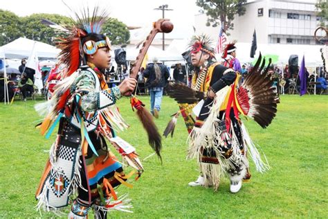 48th Annual Puvungna Pow Wow Showcases Native American Culture The Hi Lo
