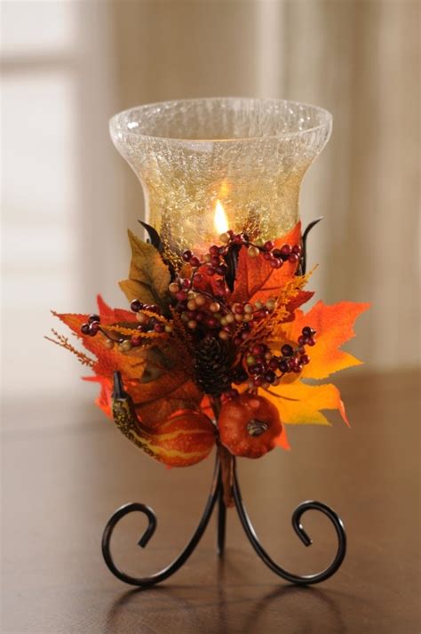 18 Leaf Centerpieces For Fall And Thanksgiving Décor