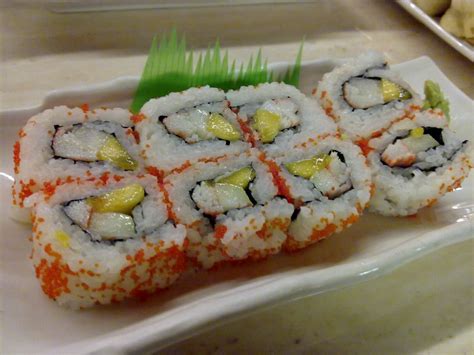 California maki légumes par 8 pièces. Bitter-Sweet Things in Life: Red Kimono Better Than Buffet