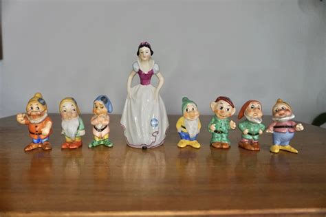 Disney Snow White The Seven Dwarfs Figurines Vintage Moveable Body Walt Disney