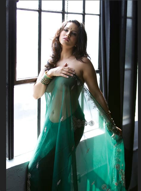 Sunny Leone In Green Saree 06 More Indian Bollywood Actress And Actors