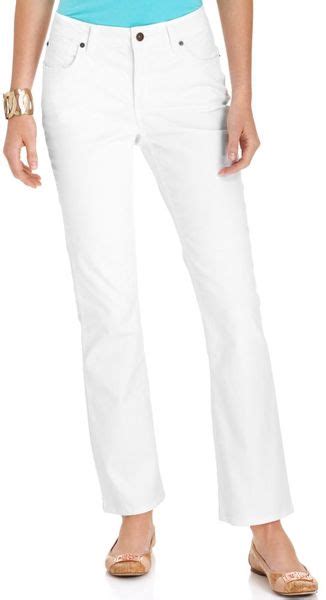 Jones New York Signature Mercer Bootcutleg Jeans In White Lyst