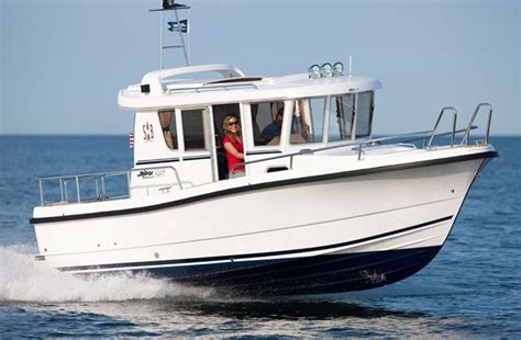 Cuddy cabin boats are perfect for water sports enthusiasts as they can be used for wakeboarding, water skiing or any other water activity. 53 best Cuddy Cabin Boats images on Pinterest | Party ...