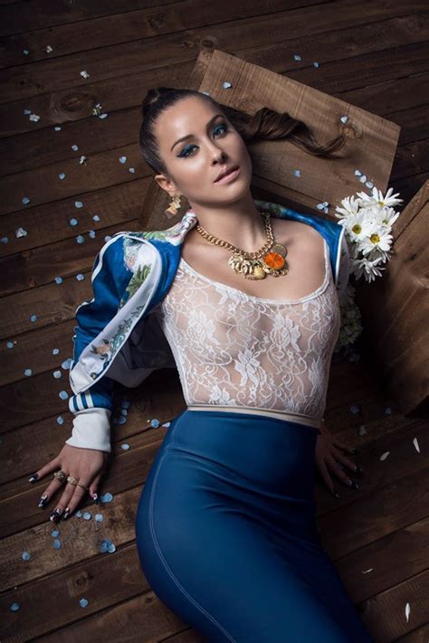 'tiene sabor', 'lucha en equilibrio', 'mujer normal', 'asi soy'. Denise Rosenthal publica foto mostrando "lo peshoh ...