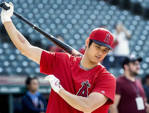 Shohei ohtani stats, fantasy & news. 大谷 翔平 筋肉 | 大谷翔平の筋肉!上半身デカい!画像と共に ...