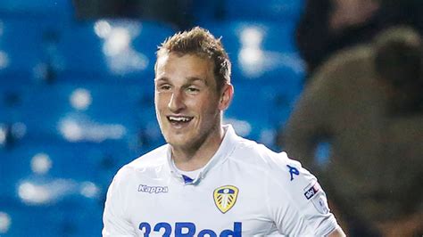 Burnley sign Leeds United's Chris Wood on four-year deal | Football News | Sky Sports