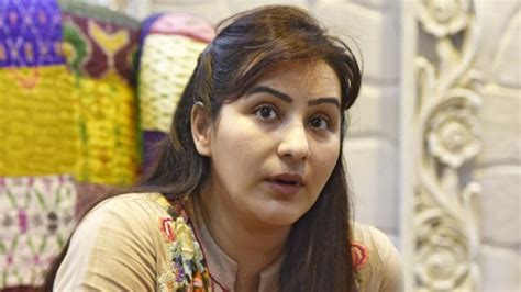 Shilpa Shinde Of Bhabhiji Ghar Par Hai Files Defamation Complaint Tv