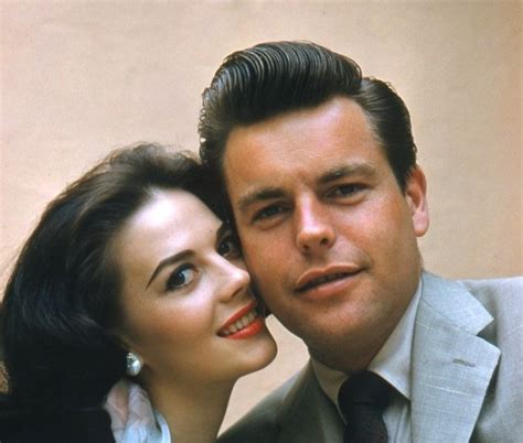 40 vintage photos capture lovely moments of natalie wood and robert wagner in the 1950s and 60s