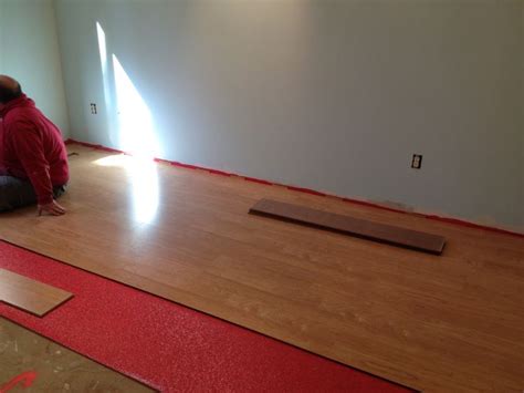 Laying laminate flooring yourself is possible if you have solid diy skills. laying down laminate wood flooring | LAYING DOWN FLOORING ...