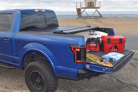 Leer Hf650m Fits 2016 Toyota Tacoma With 5′ Bed With Track Hard