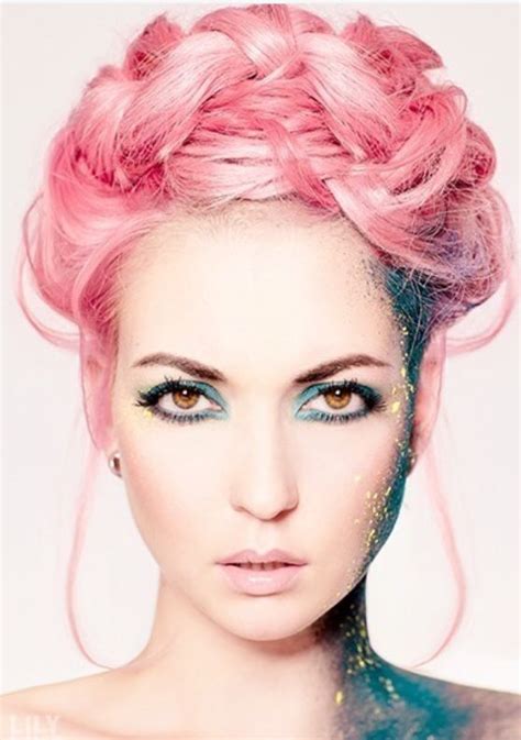 Pink Hair Model Lilly Mähdrescher Hair Anne Swarovski