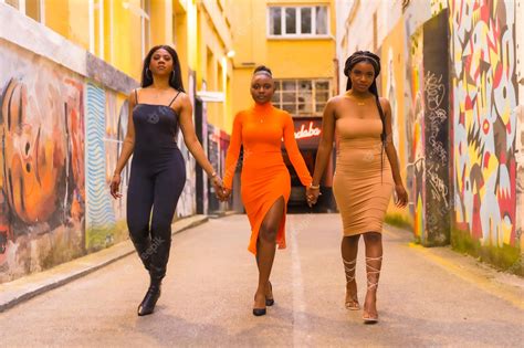 Premium Photo Urban Style Fashion With Three Black African Girls On A