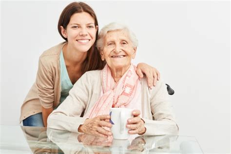 How Can Companionship Services Help Your Elderly Loved One La Jolla