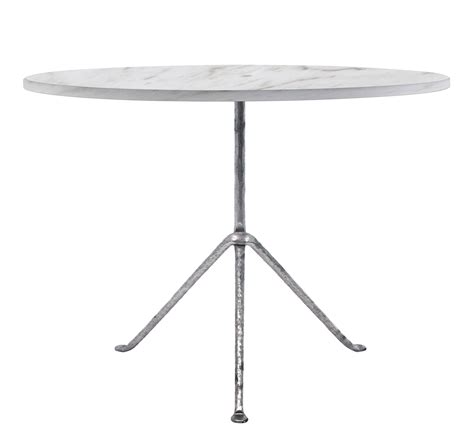 Plateau en marbre blanc de 90 cm de diamètre et 16 mm d'épaisseur, le marbre est disposé sur un support en mélamine afin de garantir la résistance et la robustesse. Table ronde Officina Outdoor Magis - Blanc/Métal | Made In ...