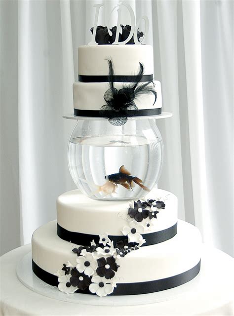 Black & White Fish Tank Wedding Cake | This is a cake I made… | Flickr
