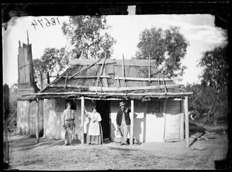 20 Interesting Victorians In Front Of Their Houses Australian