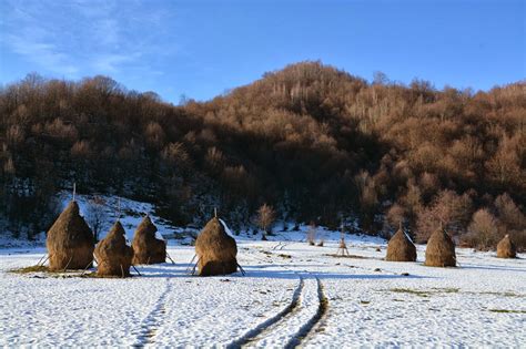 Tudor Photo Blog Muntii Tibles Iarnatibles Mountains By Winter
