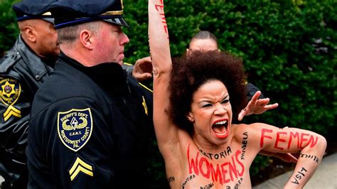 Topless Woman Who Charged At Bill Cosby Appeared On Cosby Show Fox News