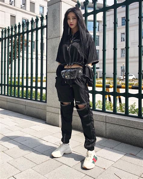 Pin By V On Dark Street Style Grunge Korean Street Fashion Fashion