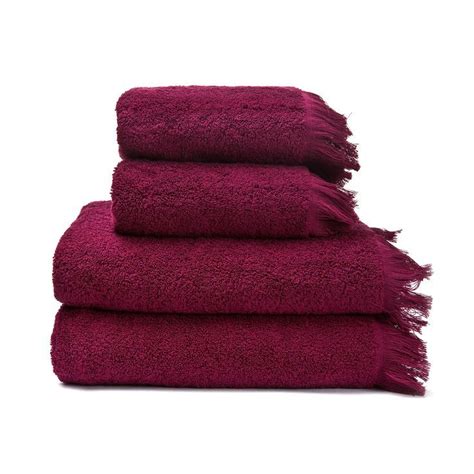 Each has a standard number and type of towels that are typically included, which we will explain. Face + Bath Towels // Set of 4 // Red - doublelight ...