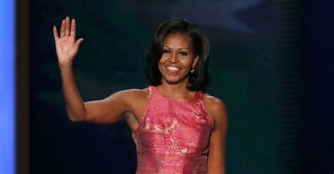 Sen Warren Praises Michelle Obamas Biceps